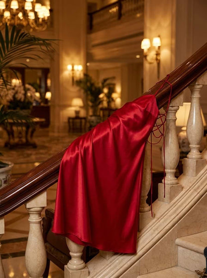 Nuisette Longue Fendue Rouge – Dos Nu Croisé